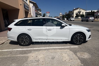 Skoda Octavia Station Wagon 1.0 e-TEC DSG Wagon Style (4)