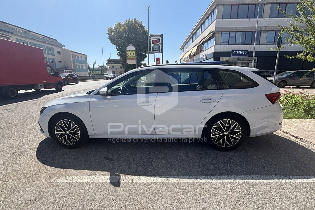 Skoda Octavia Station Wagon 1.0 e-TEC DSG Wagon Style (8)