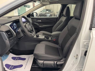 Nissan Qashqai MHEV 158 CV Xtronic N-Style (6)