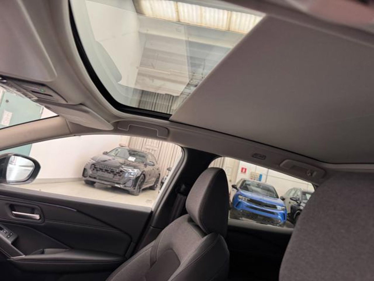 Nissan Qashqai MHEV 158 CV Xtronic N-Style (9)