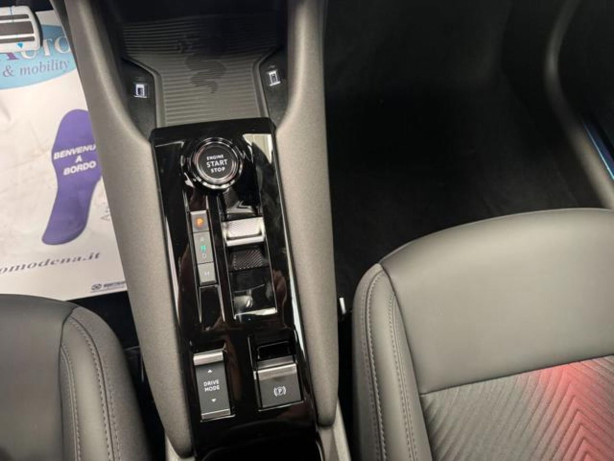 Alfa Romeo Junior 1.2 ibrida Speciale 145cv edct6 (13)