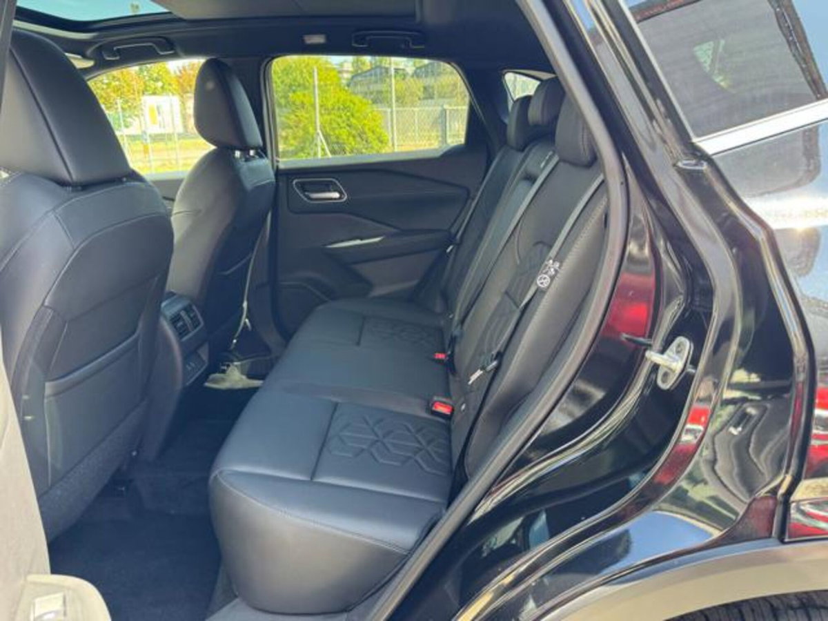 Nissan Qashqai 1.3 mhev Tekna 4wd 158cv xtronic (9)