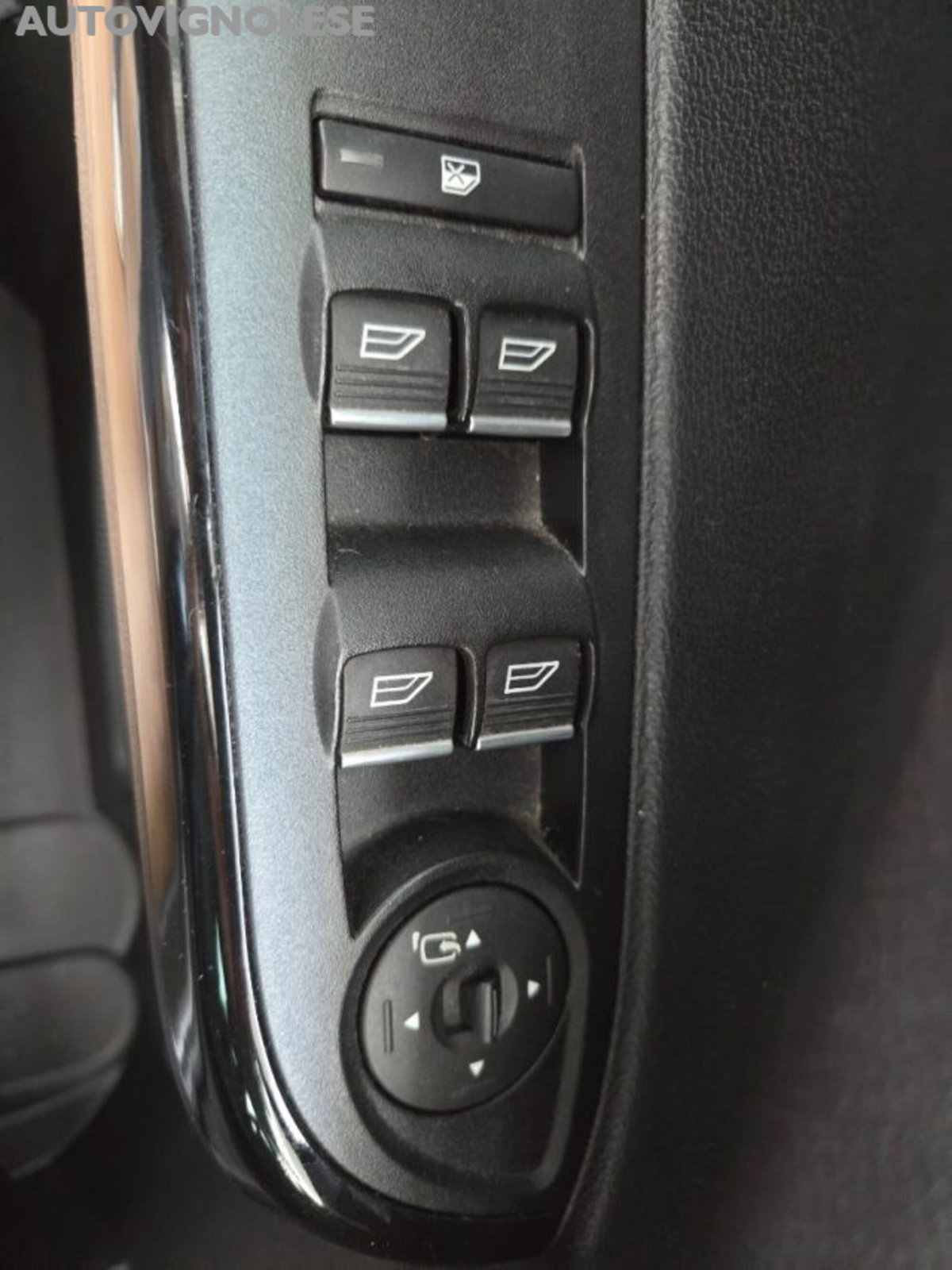 Ford B-Max B-Max 1.5 TDCi 75 CV Sport (8)