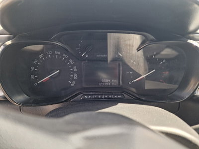 Citroen C3 BlueHDi 100 S&S C-Series (10)