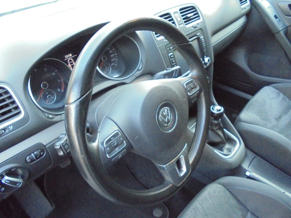 Volkswagen Golf 1.4 TSI 122CV 5p. Highline (19)