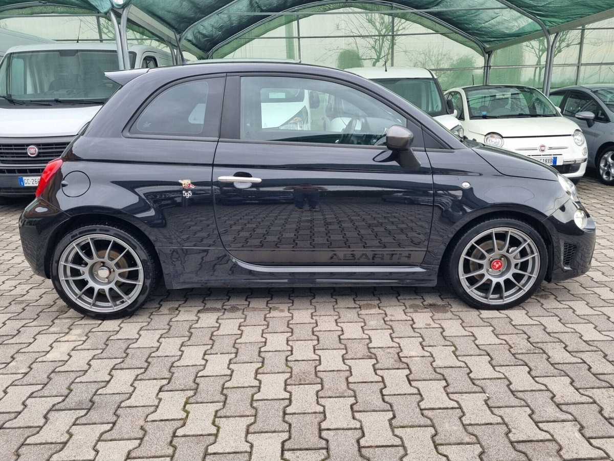 Abarth 595 595 1.4 Turbo T-Jet 145 CV (7)