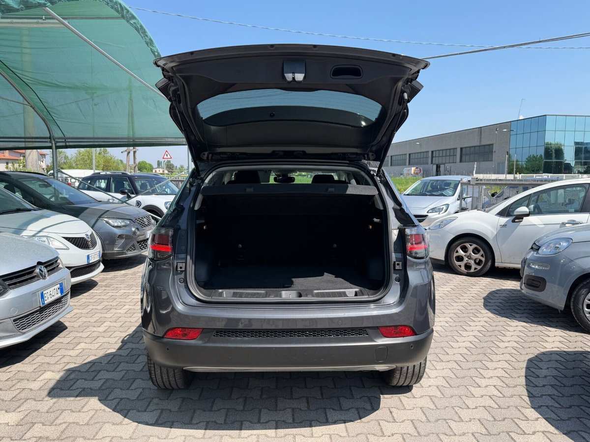 Jeep Compass 1.3 T4 190CV PHEV AT6 4xe Limited (16)