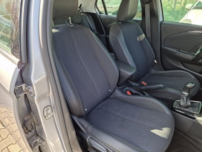 Opel Corsa 1.2 Elegance (10)