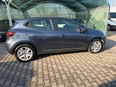 Renault Clio TCe 90 CV 5 porte Business (2)