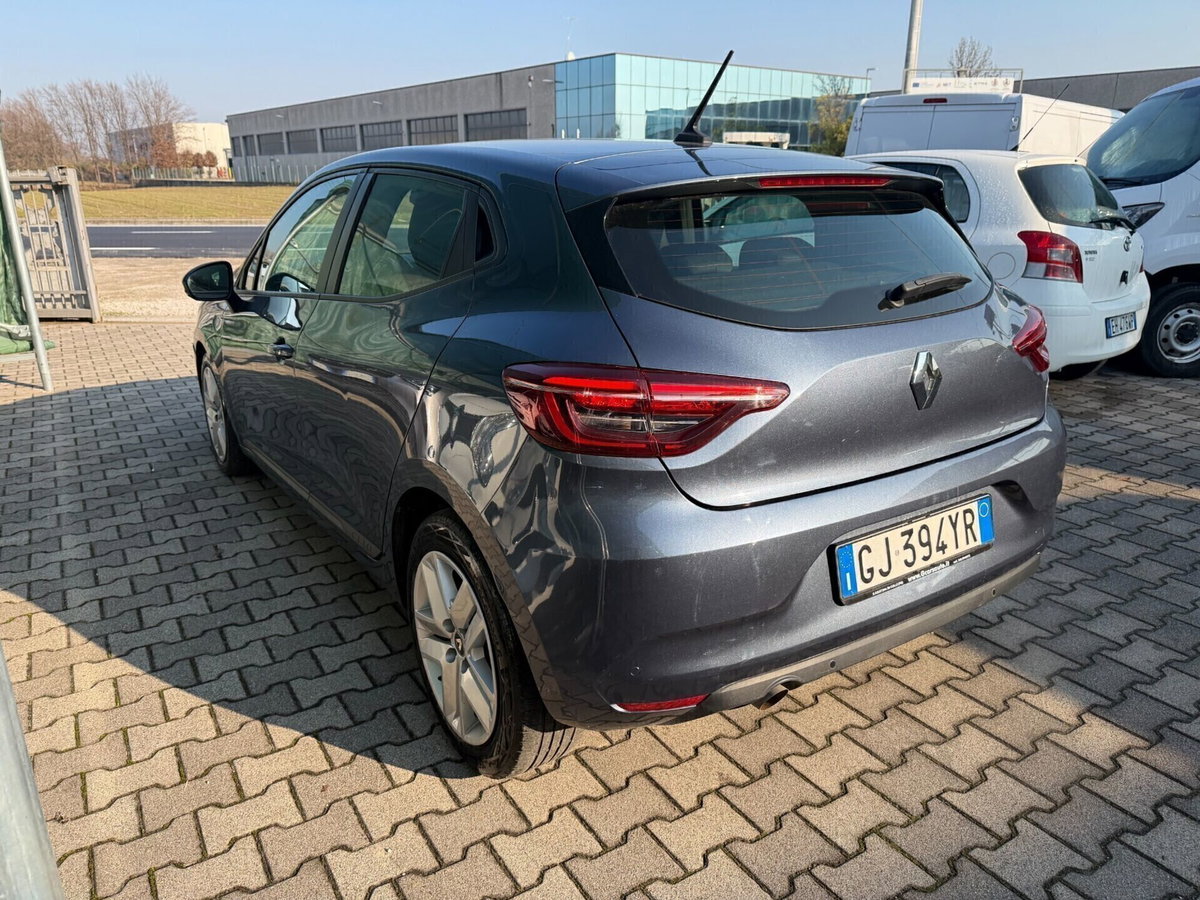 Renault Clio TCe 90 CV 5 porte Business (5)