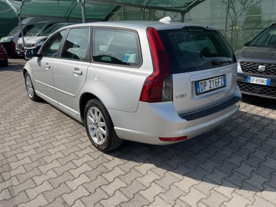 Volvo V50 1.6 D cat Summum (3)
