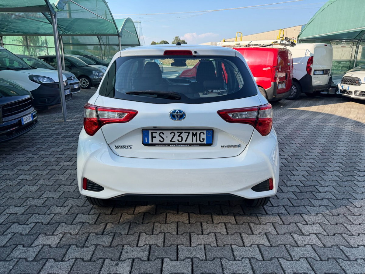 Toyota Yaris 1.5 Hybrid 5 porte Energy (3)