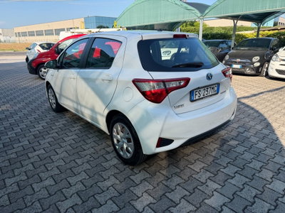Toyota Yaris 1.5 Hybrid 5 porte Energy (4)