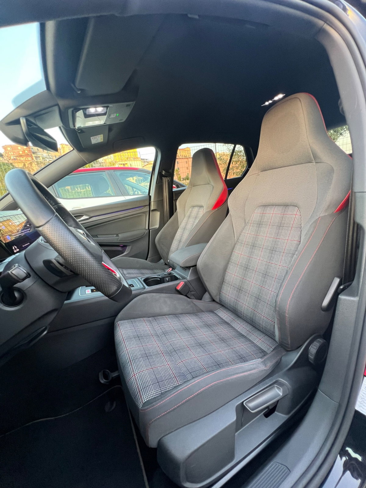 Volkswagen Golf 2.0 TSI GTI DSG (17)