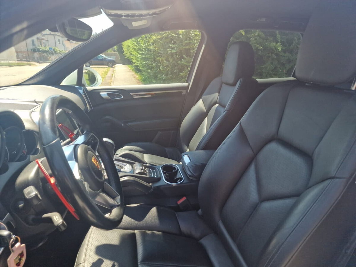 Porsche Cayenne 3.0 Diesel (12)