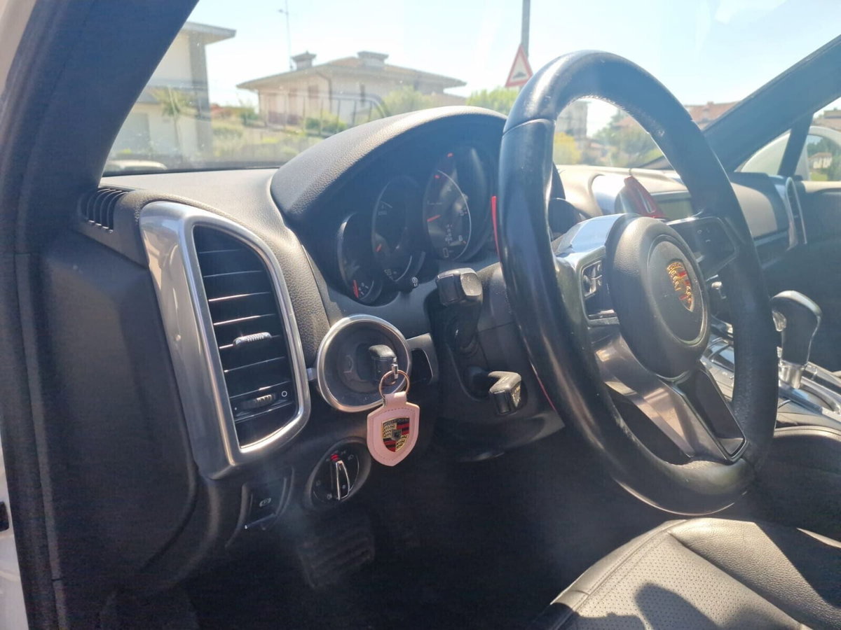Porsche Cayenne 3.0 Diesel (13)