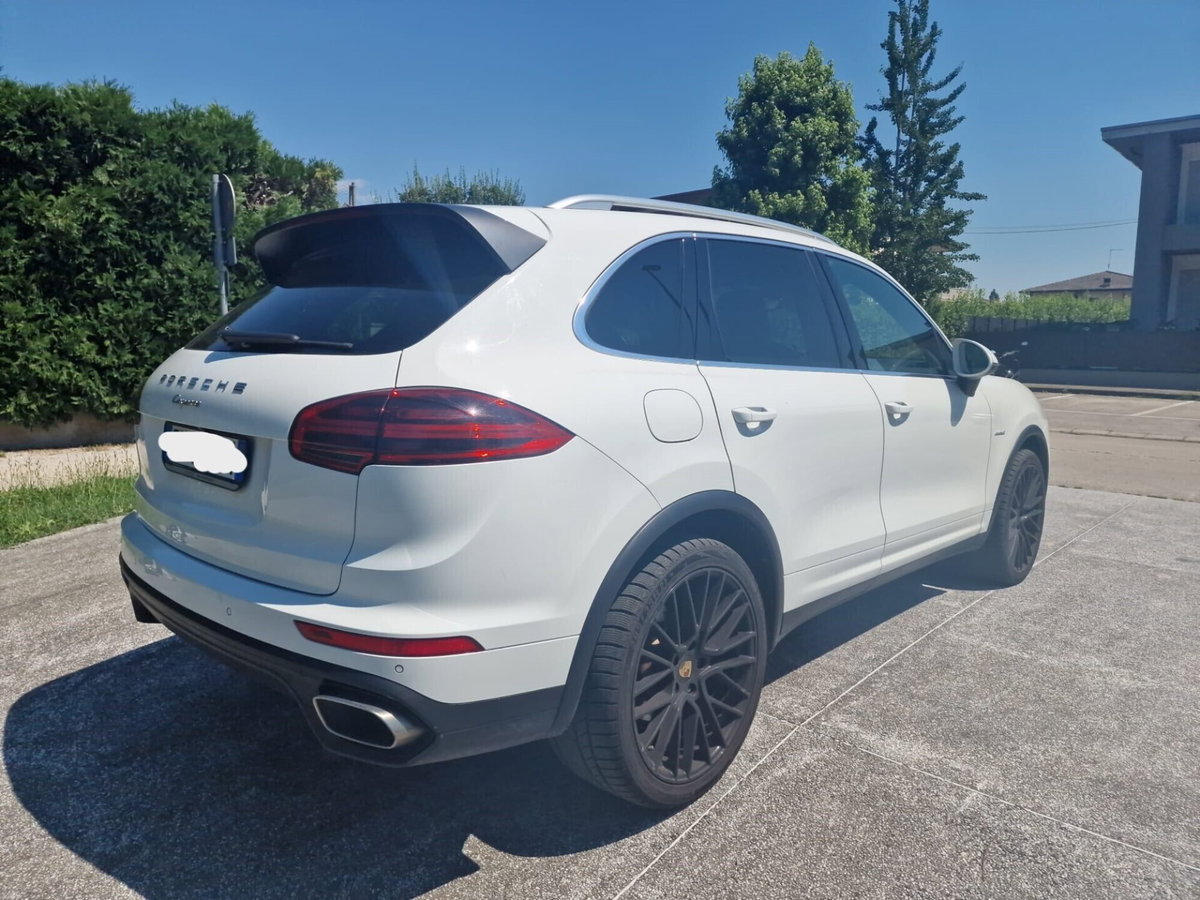 Porsche Cayenne 3.0 Diesel (4)