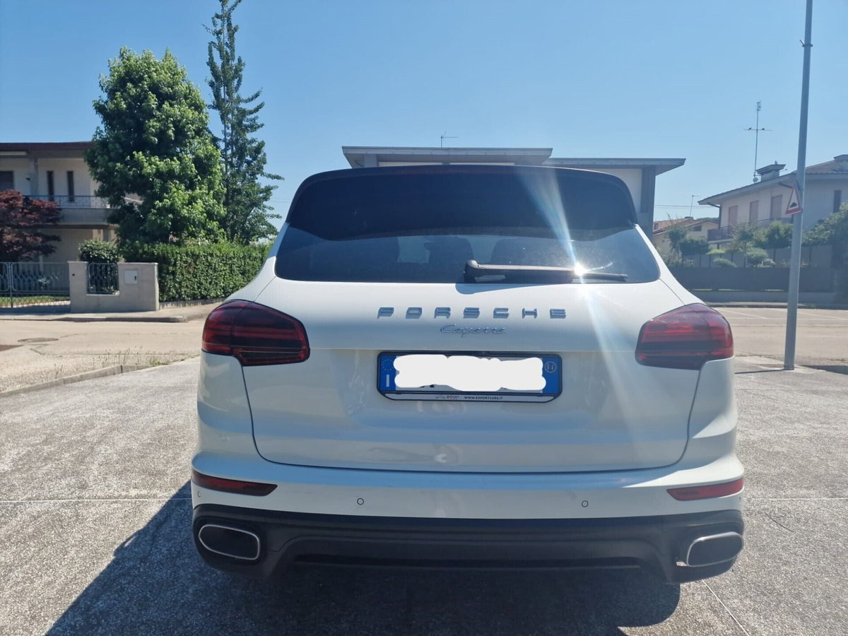 Porsche Cayenne 3.0 Diesel (7)