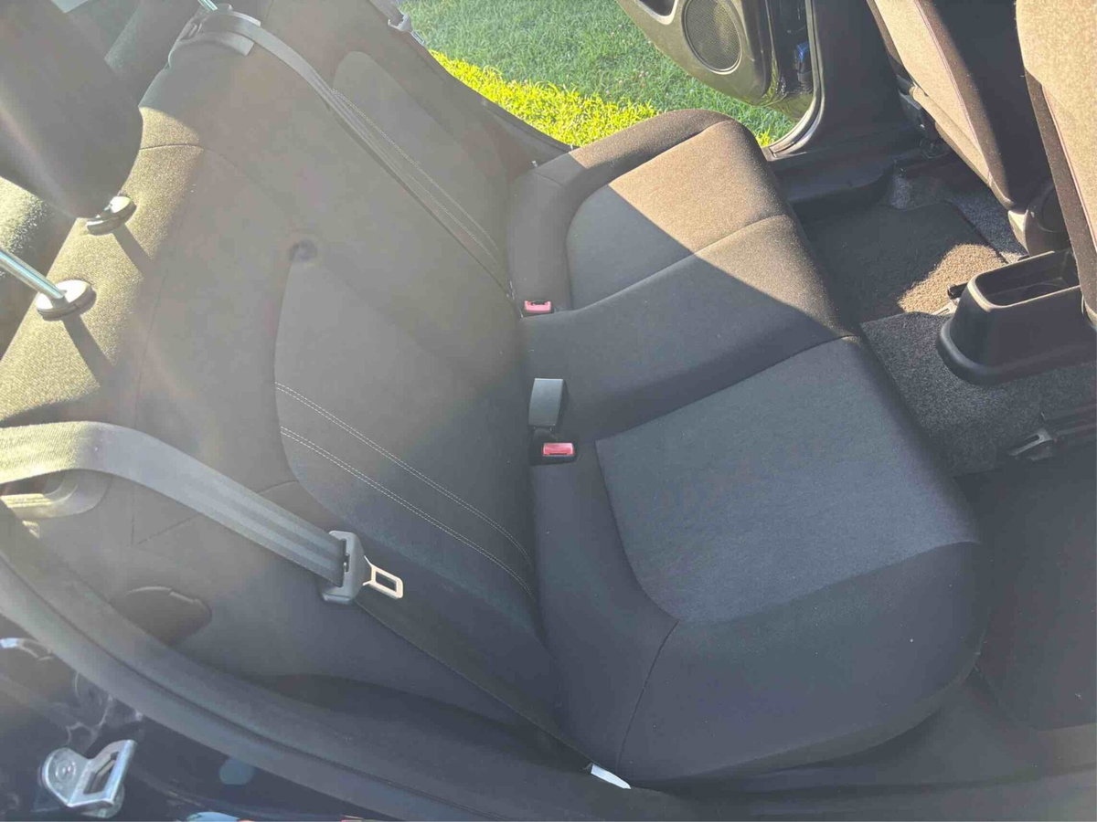 Fiat Punto 1.2 8V 5 porte Street (12)