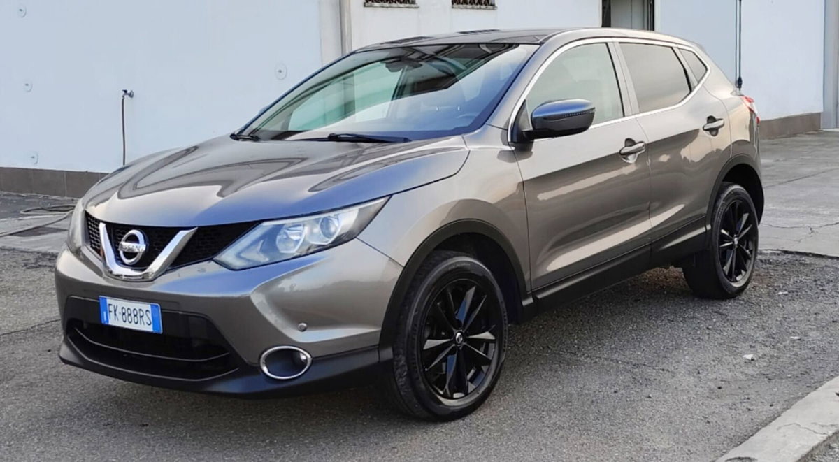 Nissan Qashqai 1.6 dCi 4WD Black Edition