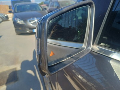 Mercedes-Benz Classe B 180 d Premium (16)