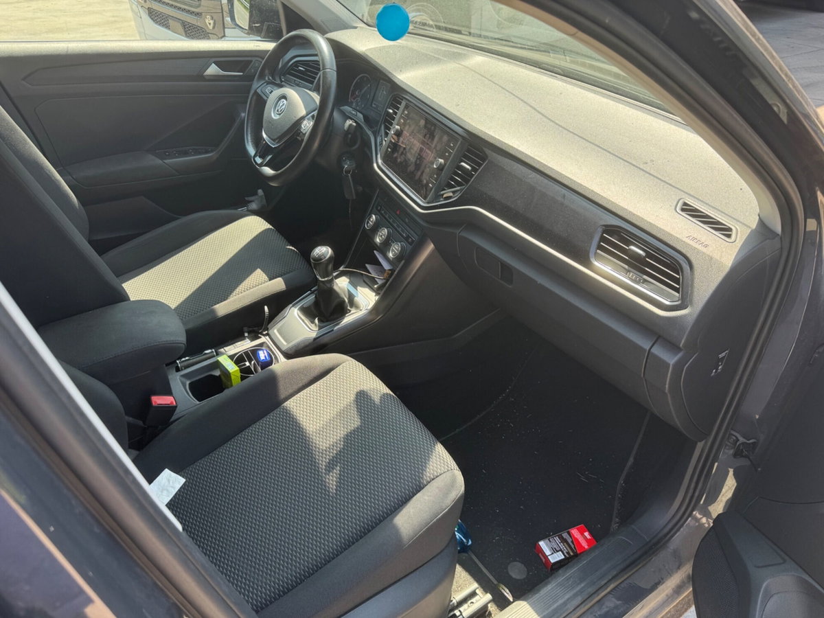 Volkswagen T-Roc 1.6 TDI SCR Style BlueMotion Technology (10)