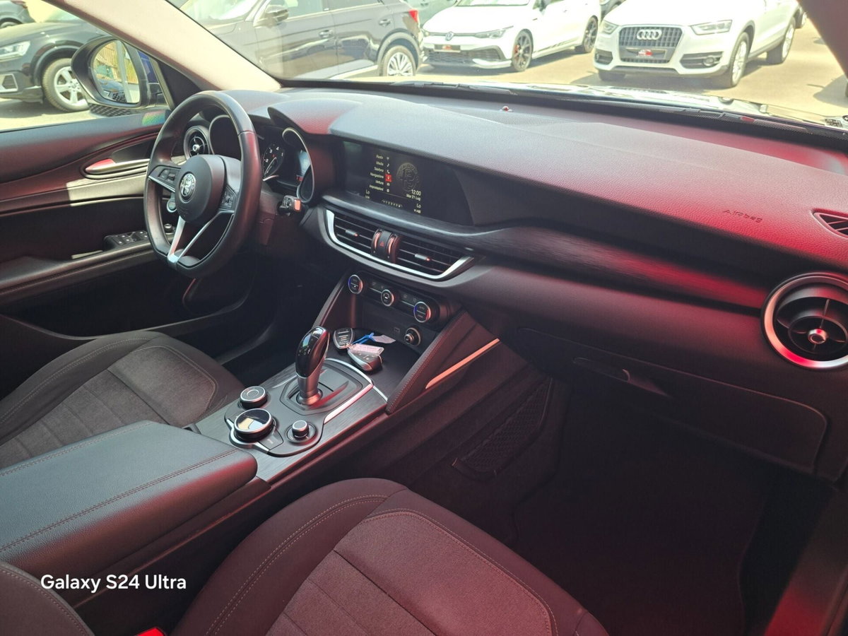 Alfa Romeo Stelvio Stelvio 2.2 Turbodiesel 190 CV AT8 Q4 Executive (11)
