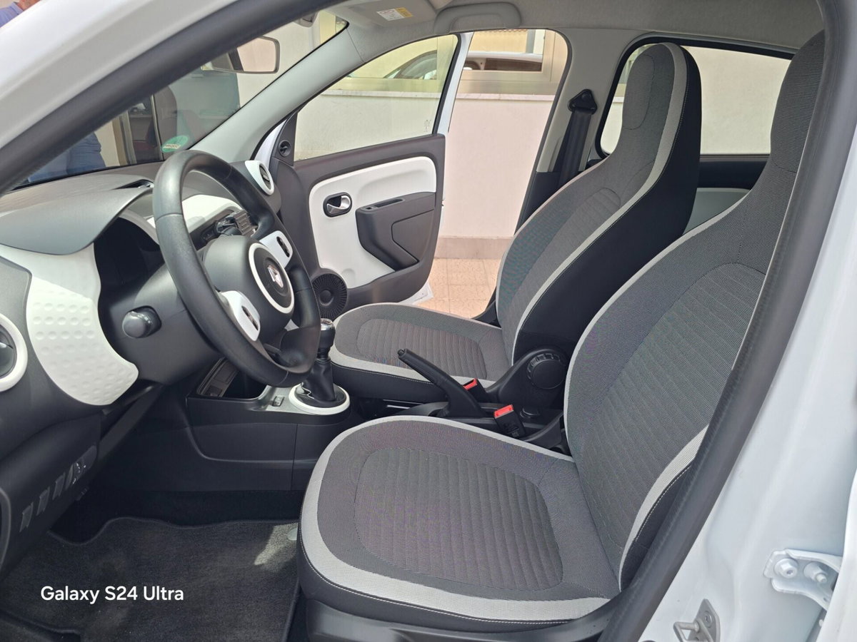 Renault Twingo SCe 65 CV Signature (12)