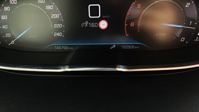 Peugeot 3008 BlueHDi 130 S&S Allure (13)
