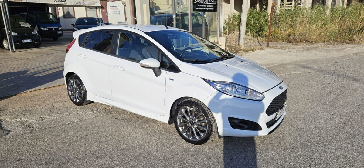 Ford Fiesta 1.5 TDCi 95CV 5 porte ST-Line