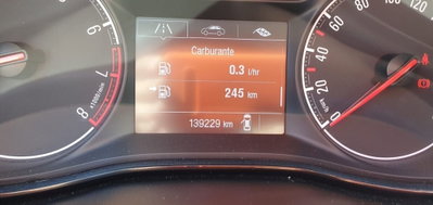 Opel Corsa Coupé 1.0 Turbo SGE Start&Stop b-Color (10)