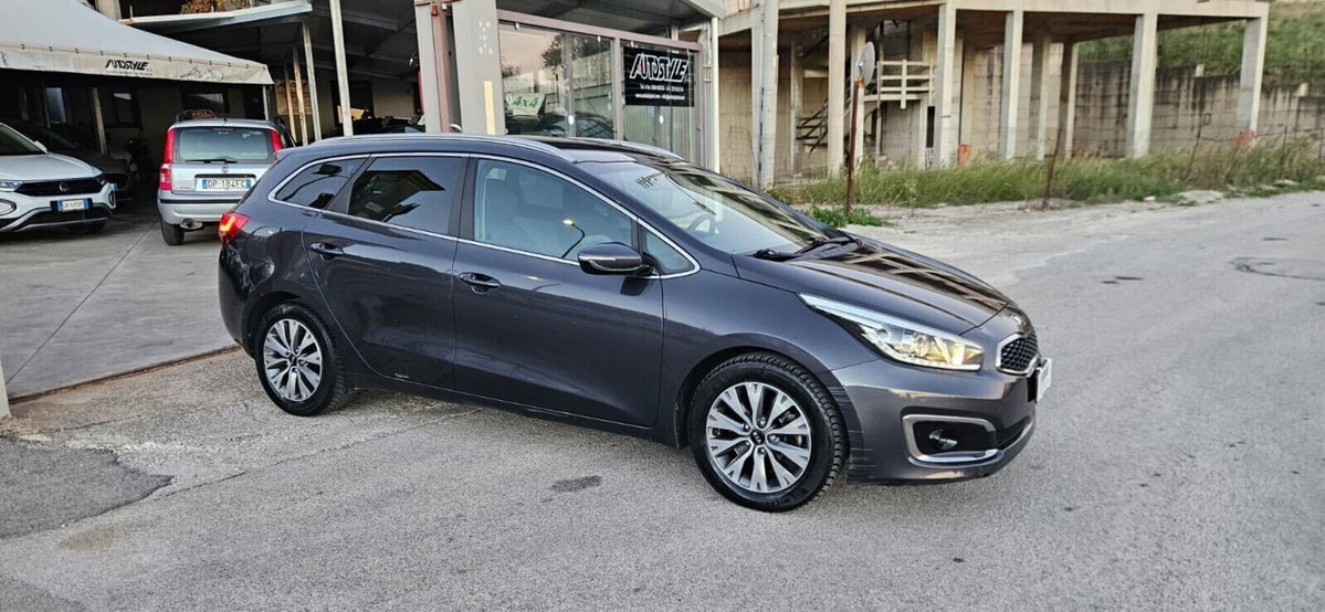 Kia Ceed 1.6 CRDi 136 CV DCT 5p. Evolution