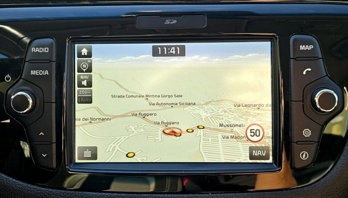 Kia Ceed 1.6 CRDi 136 CV DCT 5p. Evolution (9)