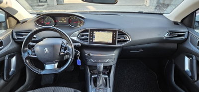 Peugeot 308 SW BlueHDi 120 S&S EAT6 Allure (7)
