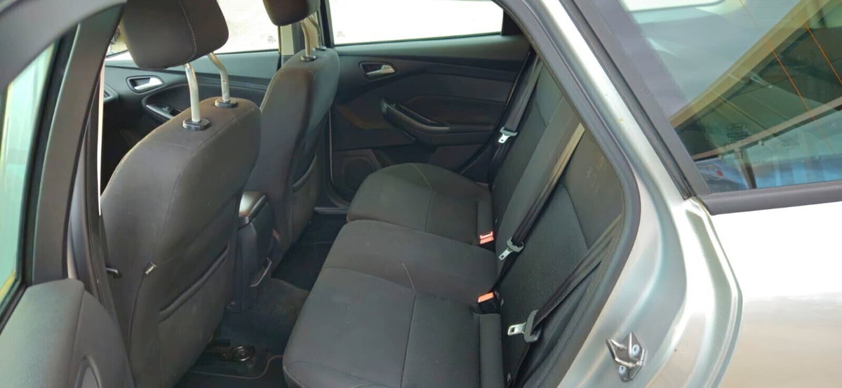 Ford Focus Station Wagon 1.5 TDCi 95 CV Start&Stop SW Titanium (6)