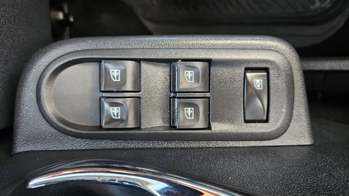 Dacia Duster 1.5 dCi 110CV 4x4 Lauréate (11)