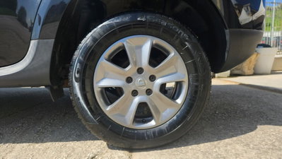 Dacia Duster 1.5 dCi 110CV 4x4 Lauréate (15)