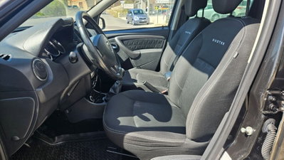 Dacia Duster 1.5 dCi 110CV 4x4 Lauréate (5)