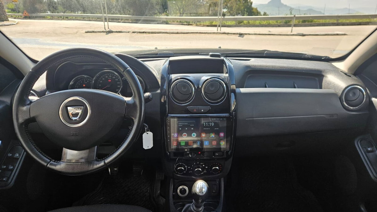 Dacia Duster 1.5 dCi 110CV 4x4 Lauréate (7)