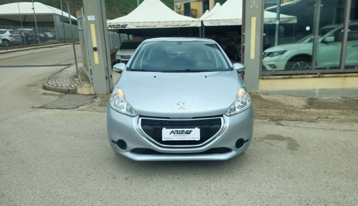 Peugeot 208 VTi 82 CV 5 porte Active (2)