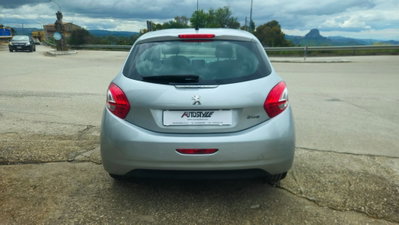 Peugeot 208 VTi 82 CV 5 porte Active (4)