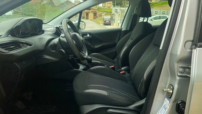 Peugeot 208 VTi 82 CV 5 porte Active (5)