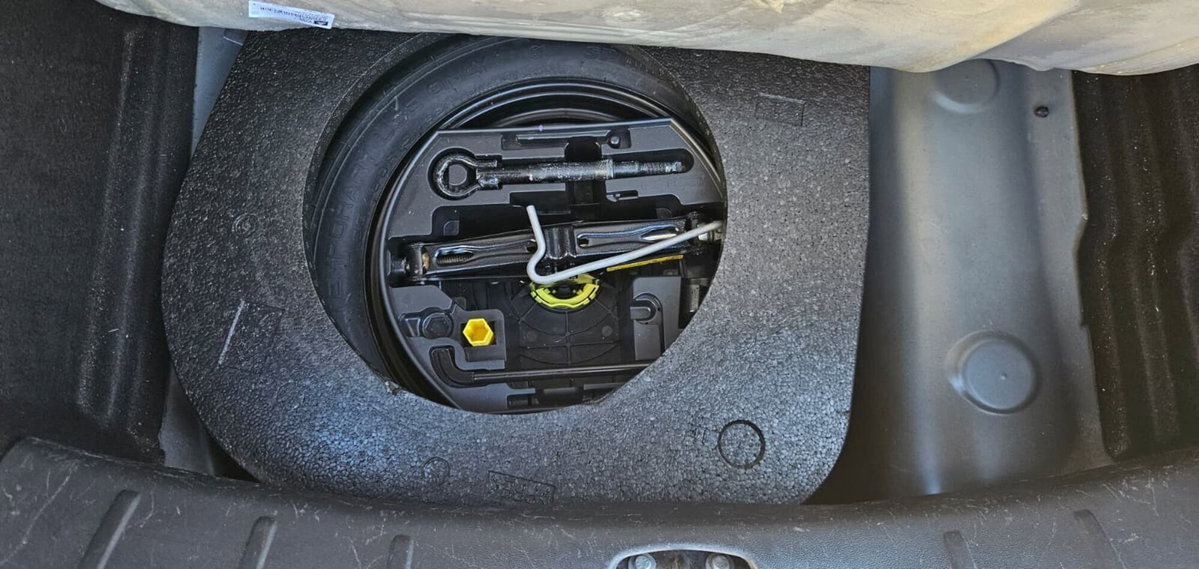 Citroen C3 1.4 HDi 70 Exclusive (14)
