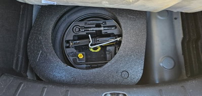 Citroen C3 1.4 HDi 70 Exclusive (14)