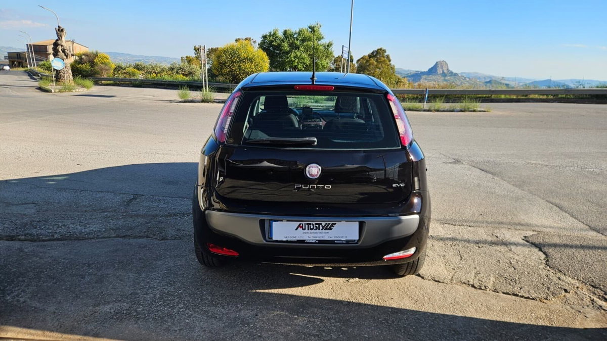 Fiat Punto Evo 1.3 Mjt 75 CV 5 porte Dynamic (4)