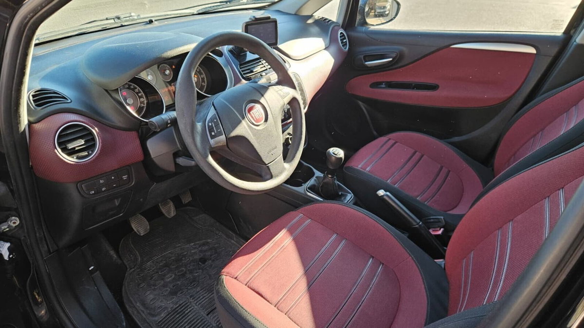 Fiat Punto Evo 1.3 Mjt 75 CV 5 porte Dynamic (5)