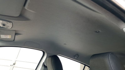Opel Karl Rocks 1.0 73 CV (11)