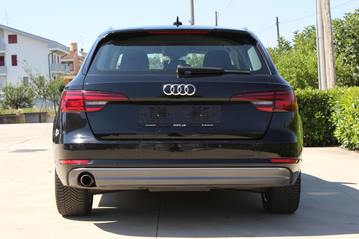 Audi A4 2.0 TDI 150 CV ultra S tronic Business Sport (8)