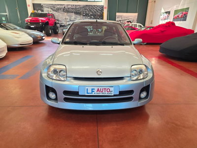 Renault Clio 3.0 V6 24V cat 3 porte Renault Sport (3)