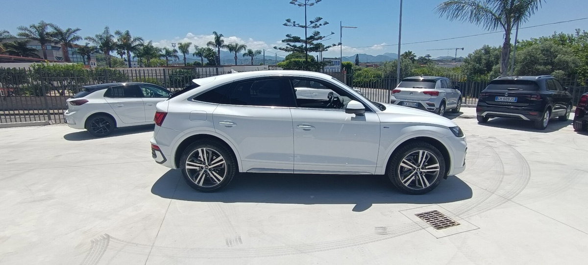 Audi Q5 Sportback 40 2.0 tdi mhev 12V S line Plus quattro s-tronic (2)